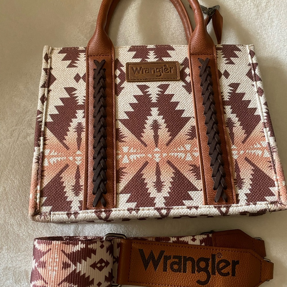 Wrangler tote